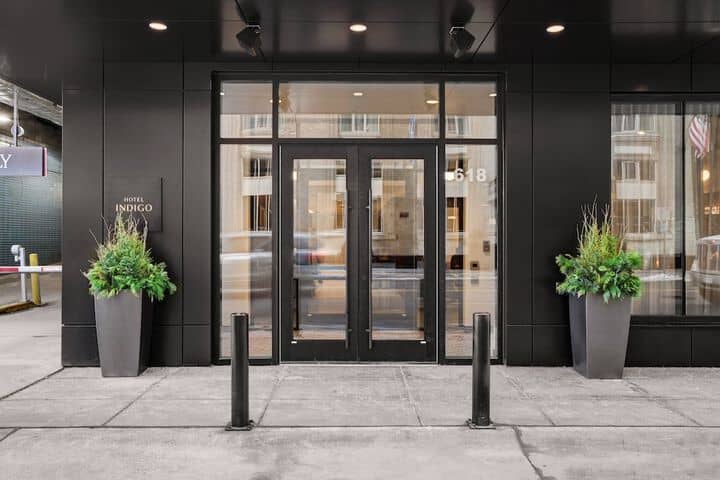 Hotel 128 of 141