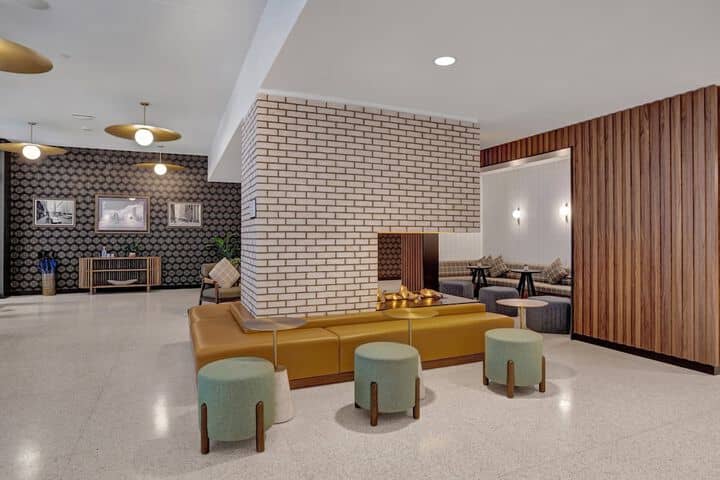 Hotel 129 of 141