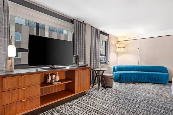 Room 22 of 141